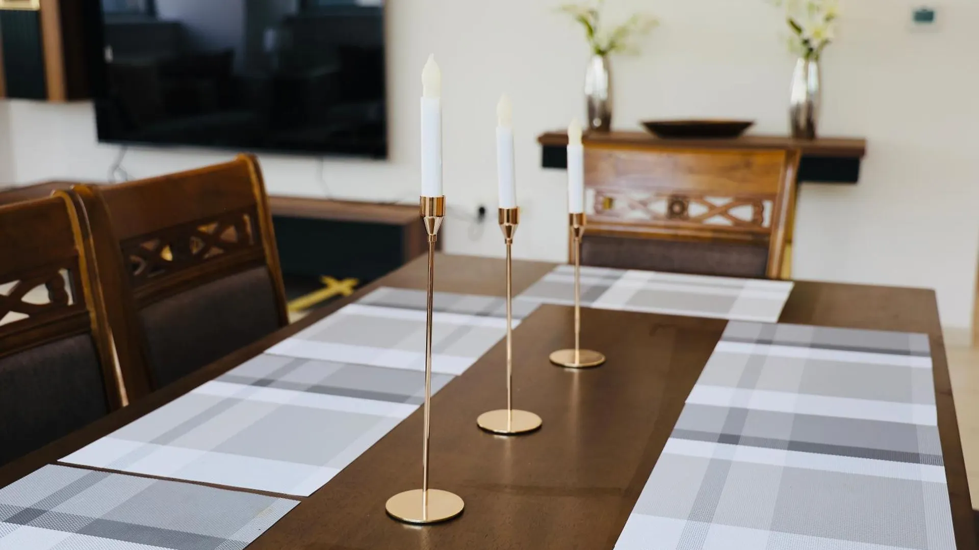 Nivis Find Spacious 3Bhk Near Metro And Burj Khalifa 0*, Dubai United Arab Emirates